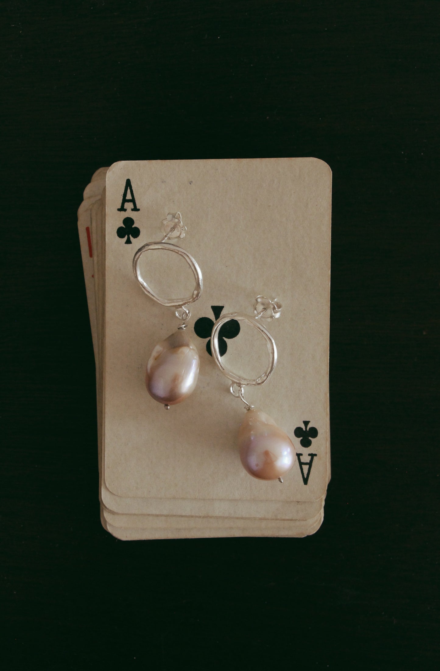 Gravity earrings