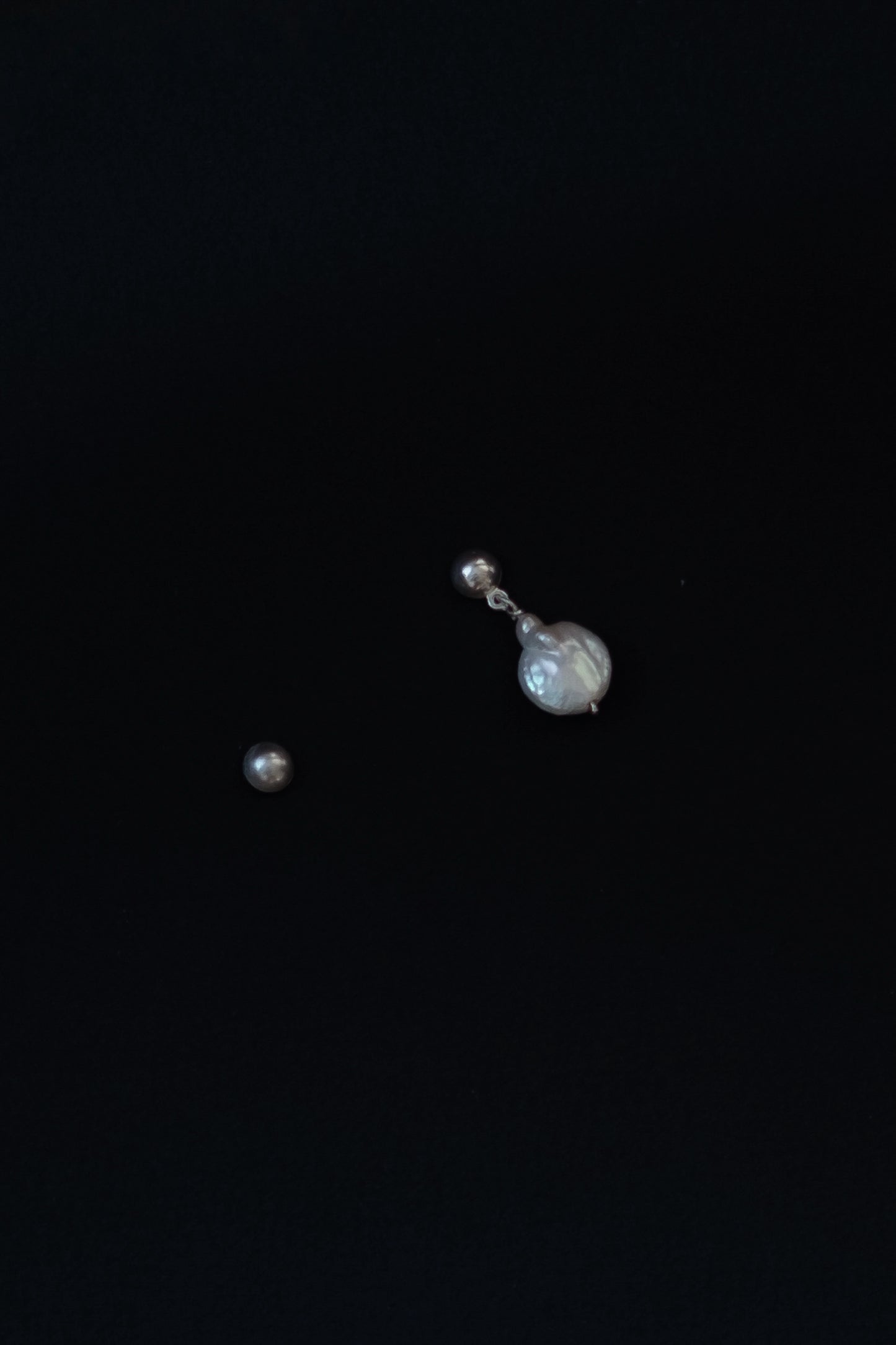Luna Studs