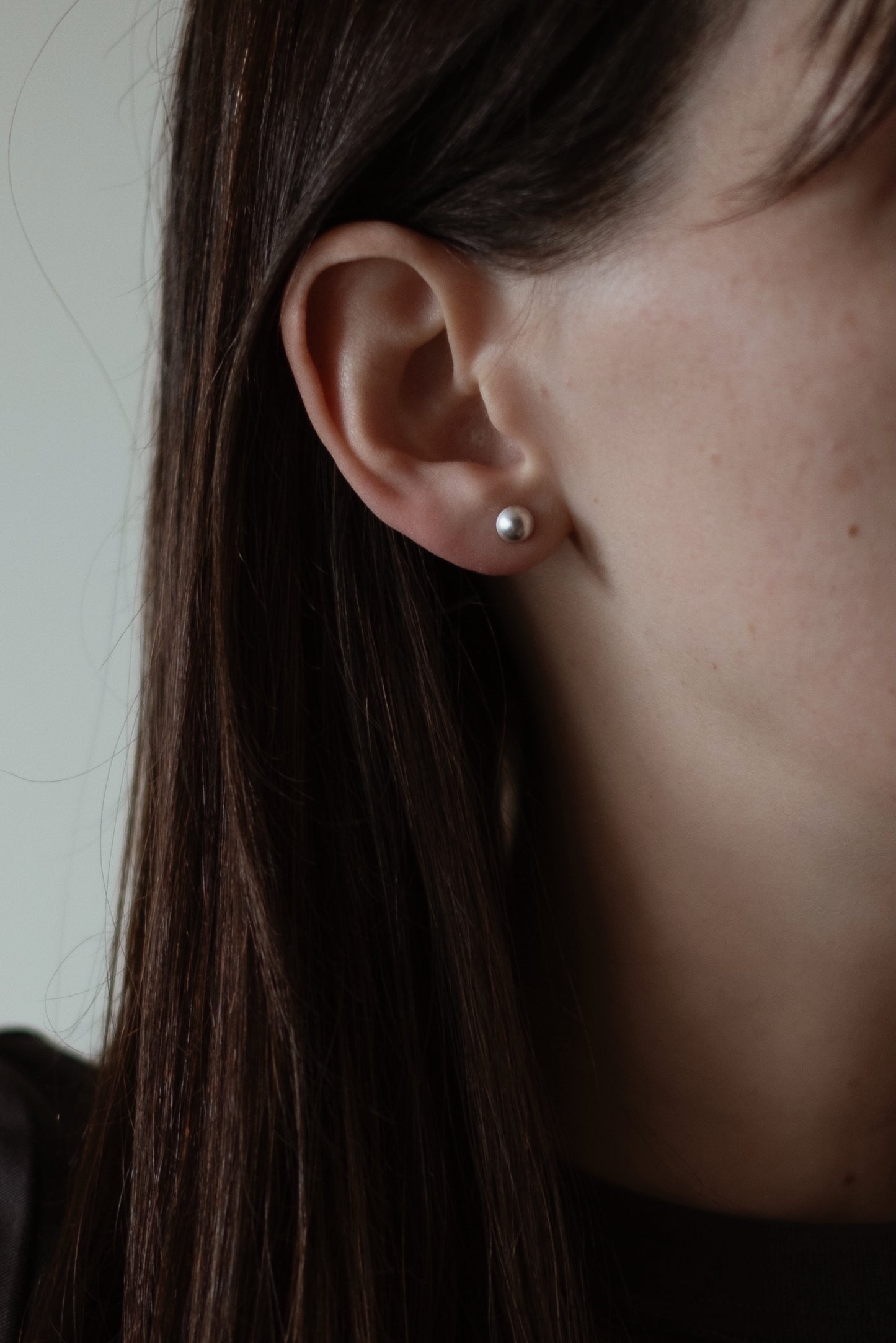 Luna Studs