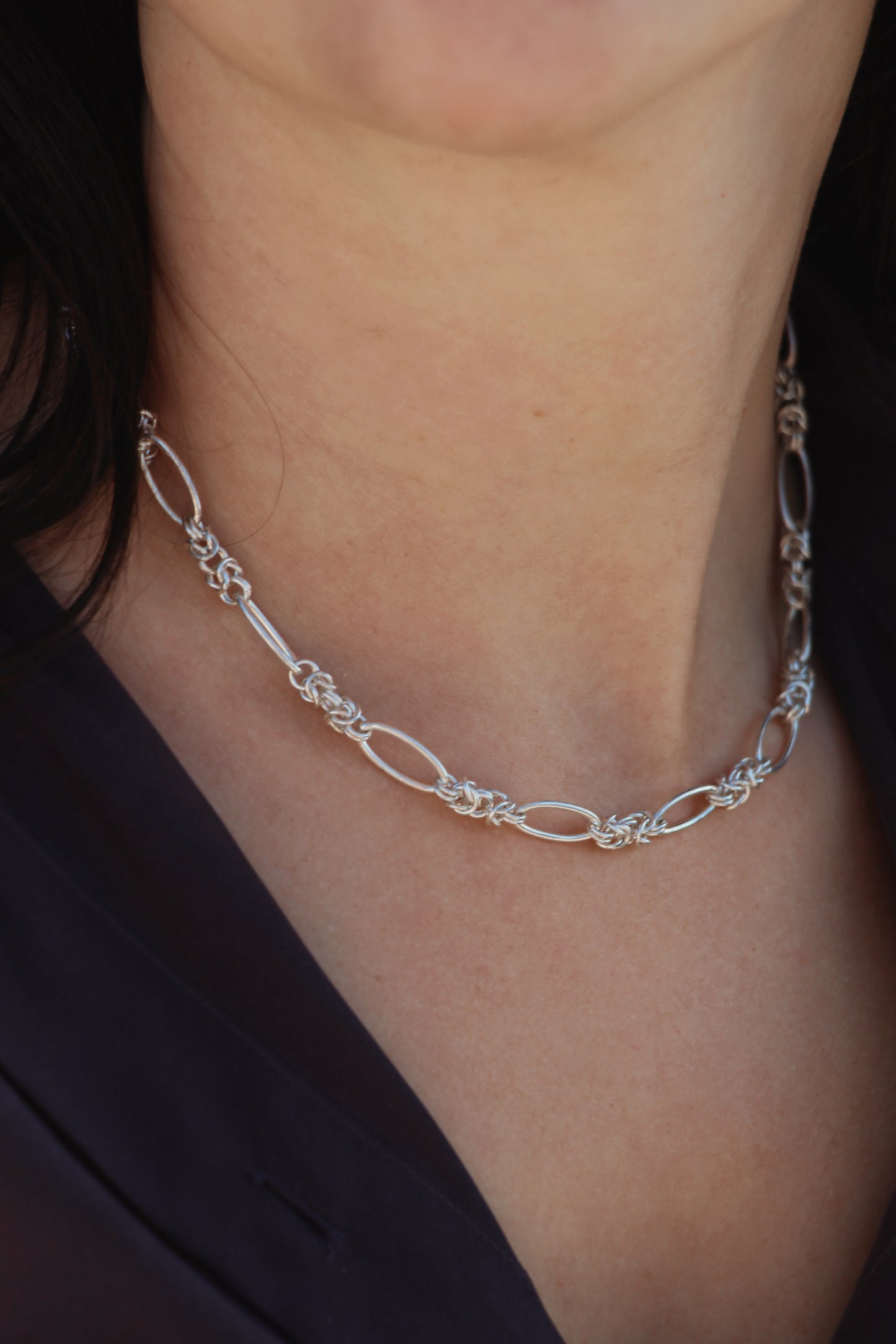 oval byz neck