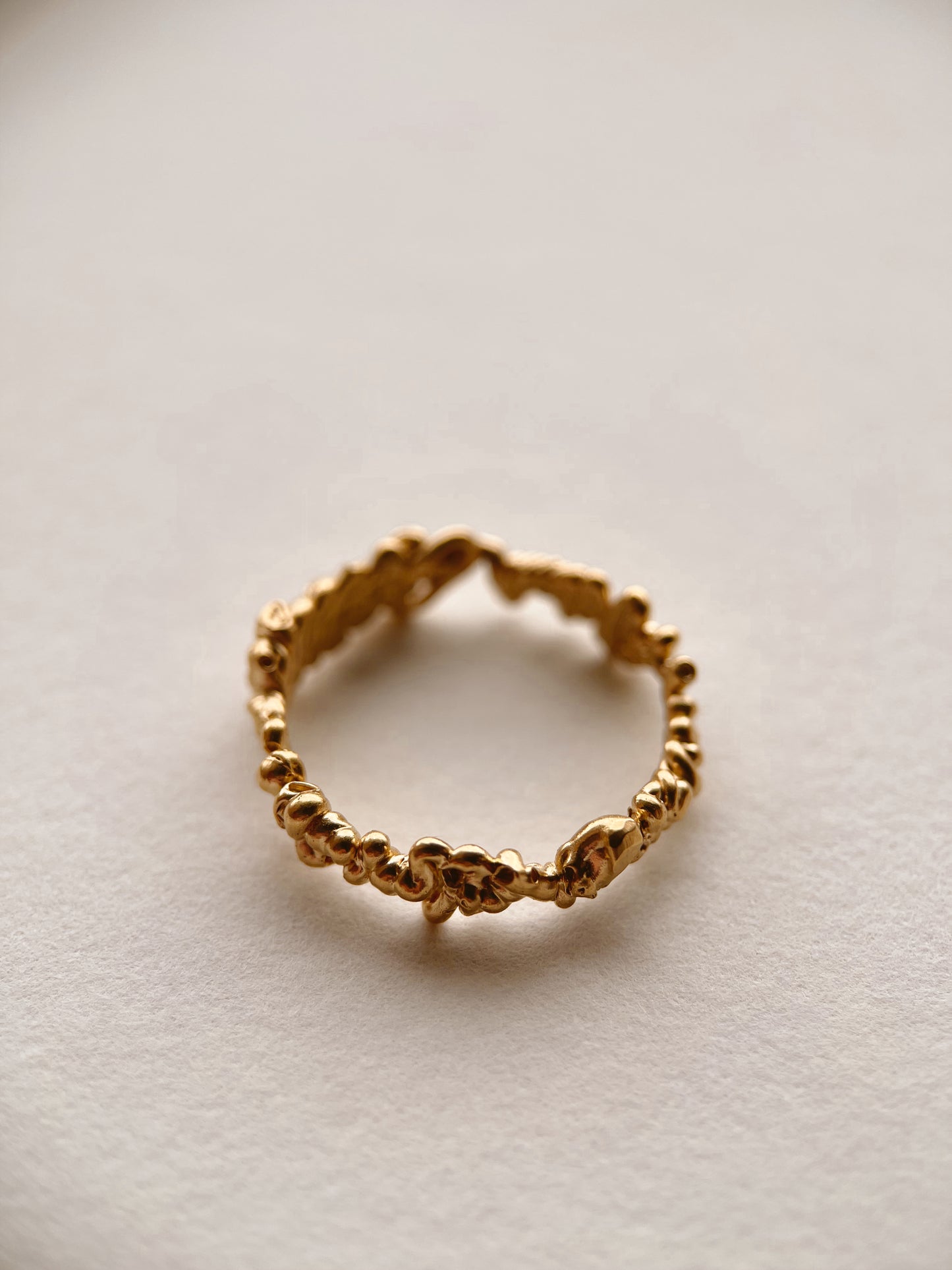 Linear Flow Ring I