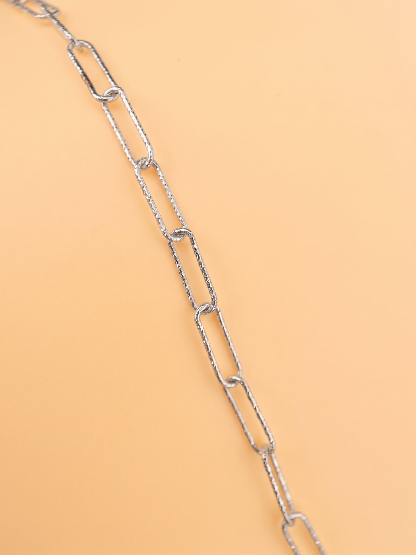 clip neck
