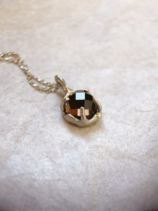 Smoky necklace