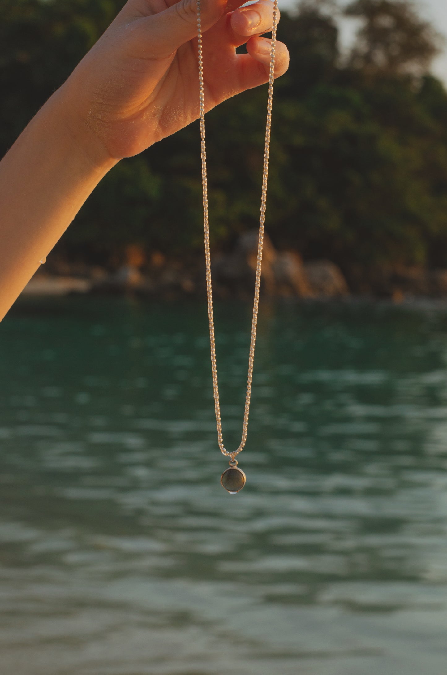 Blue eye necklace