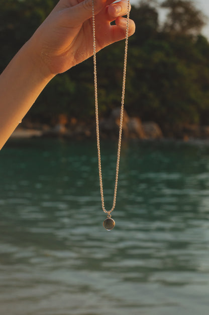 Blue eye necklace