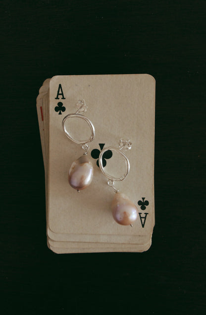 Gravity earrings