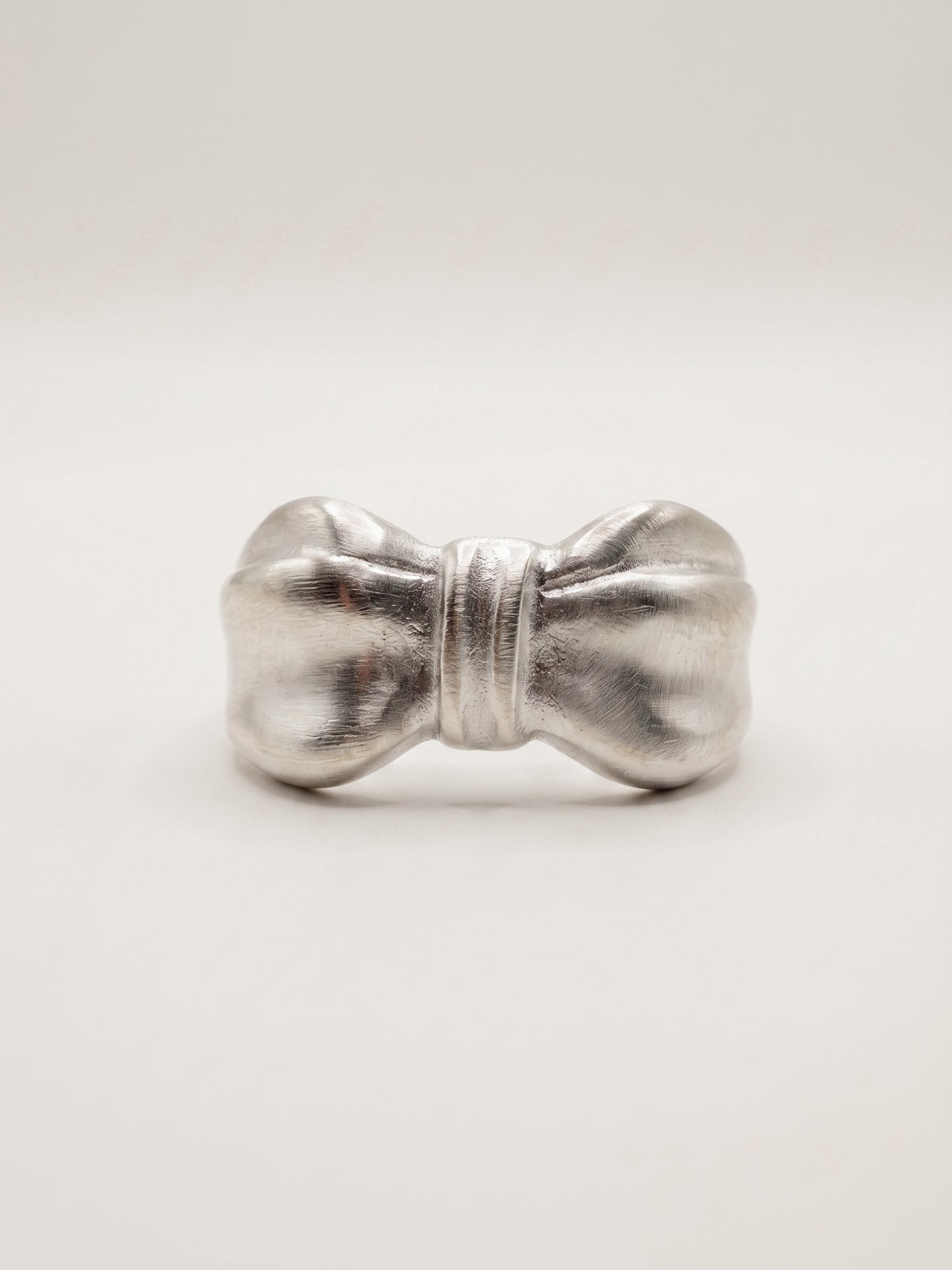 Bow Ring