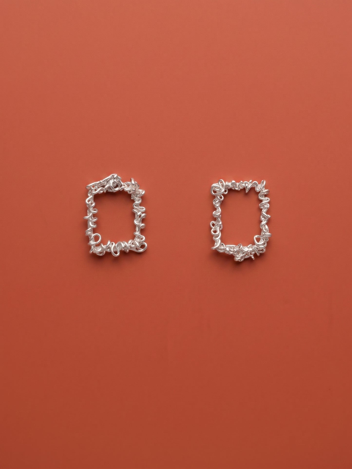 Brincos Grandes Frame