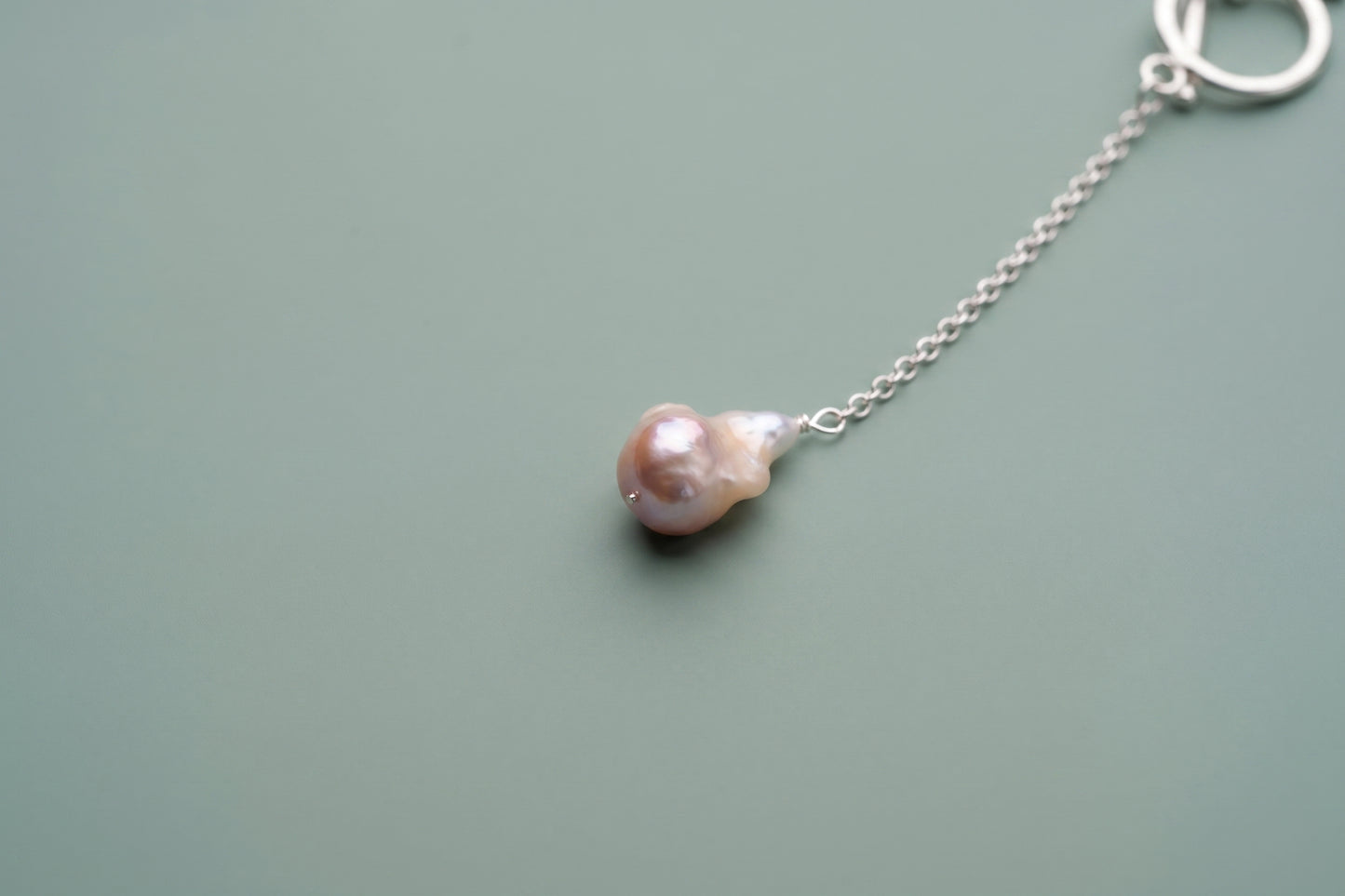 Collana Gravity