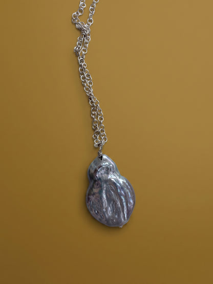 Luna Pendant