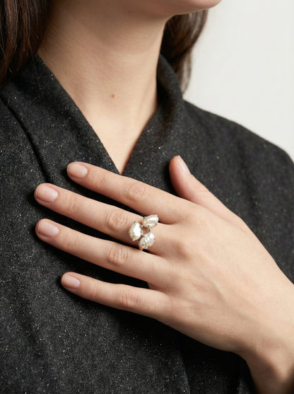 Pearls Cluster Anello